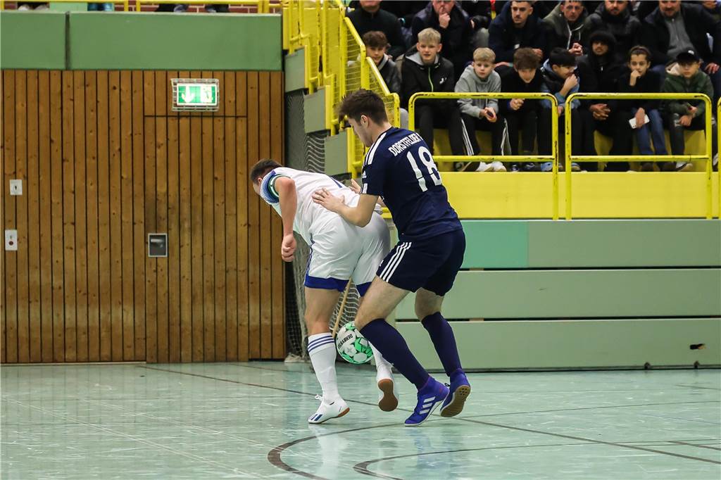 Die besten Bilder des ersten Vorrundentages aus der Halle Huckarde.
