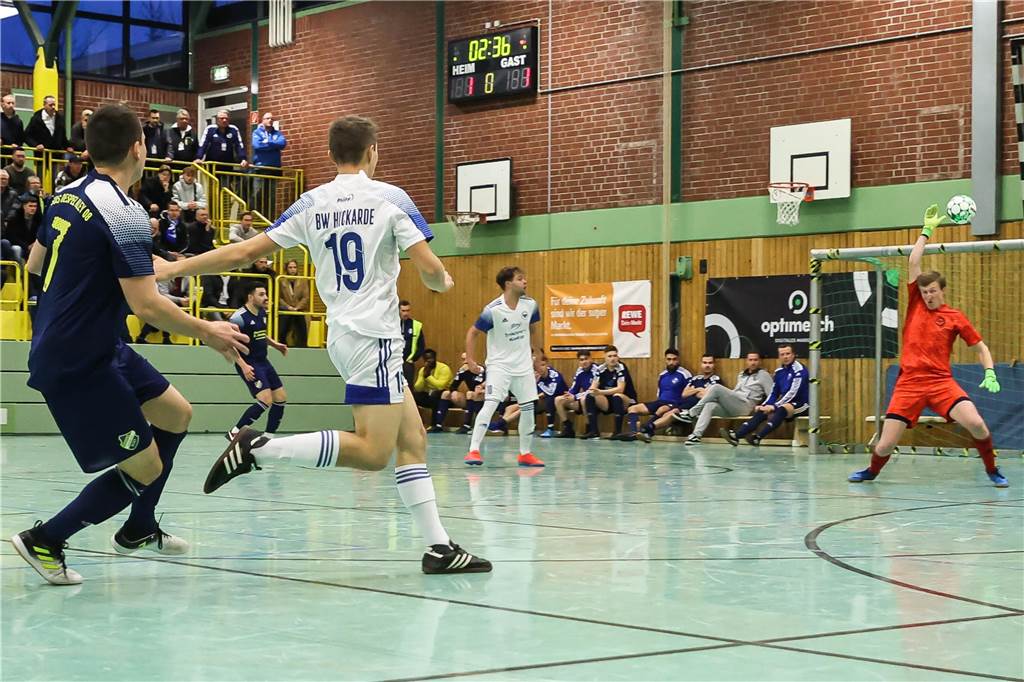 Die besten Bilder des ersten Vorrundentages aus der Halle Huckarde.