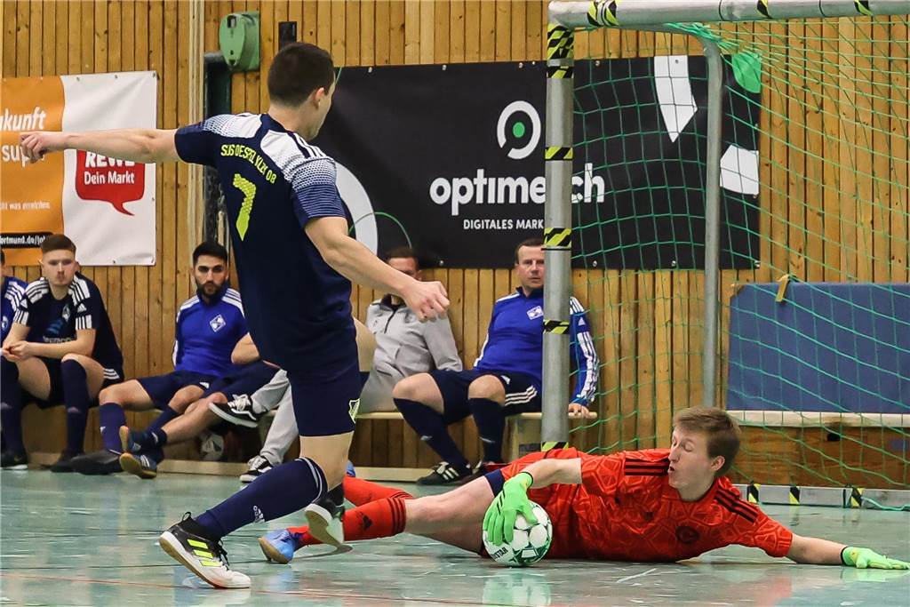 Die besten Bilder des ersten Vorrundentages aus der Halle Huckarde.