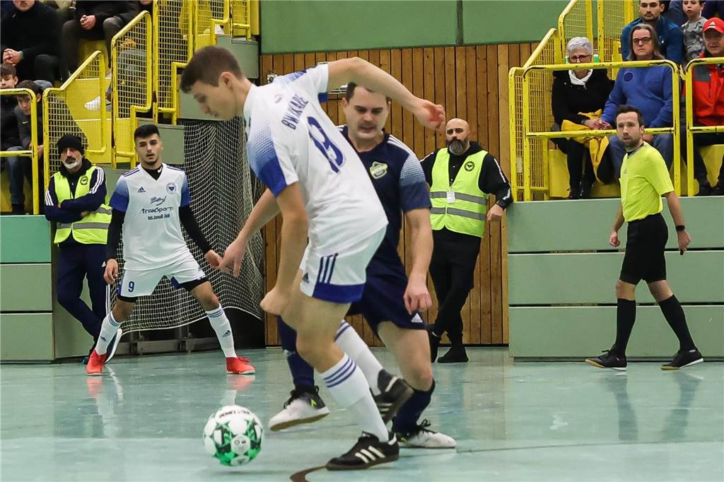 Die besten Bilder des ersten Vorrundentages aus der Halle Huckarde.