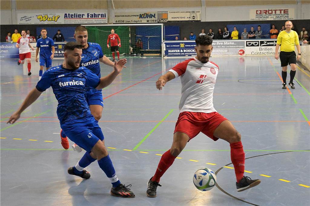 Die besten Bilder vom ersten Tag der Hallenstadtmeisterschaft Lünen.