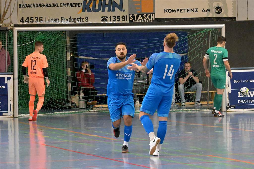 Die besten Bilder vom ersten Tag der Hallenstadtmeisterschaft Lünen.