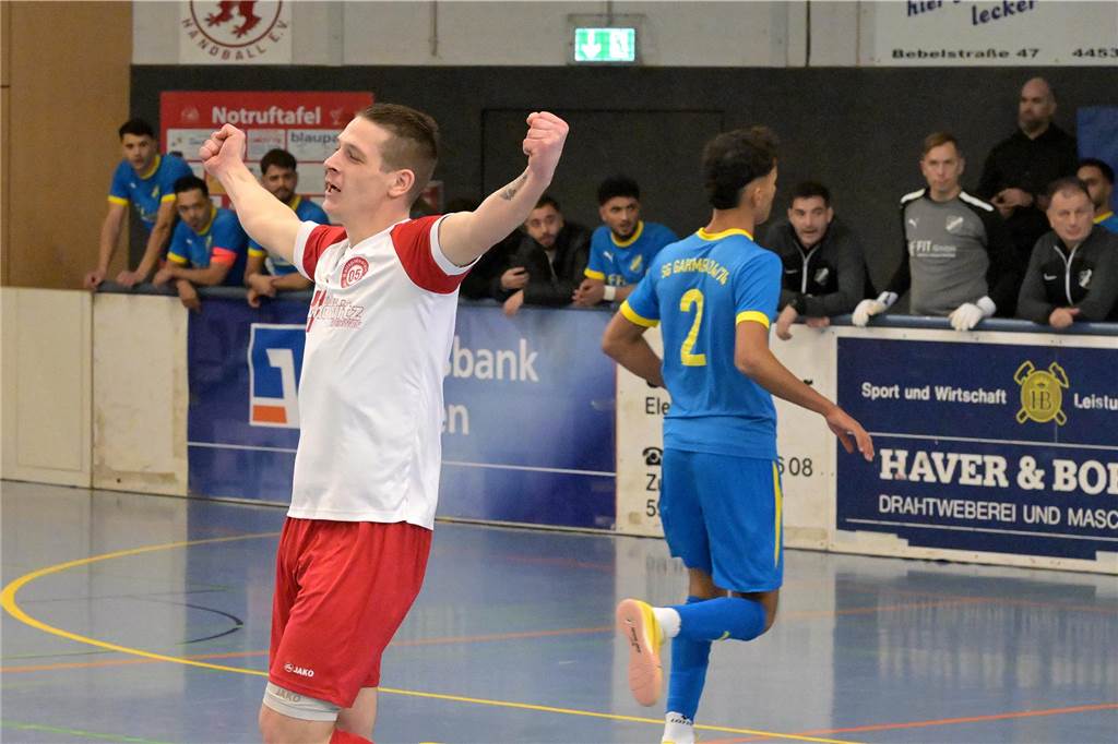 Die besten Bilder vom ersten Tag der Hallenstadtmeisterschaft Lünen.