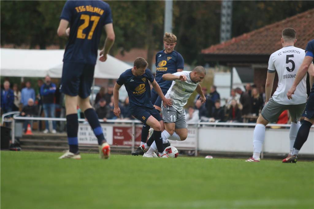 Die besten Bilder vom Fußball-Wochenende.