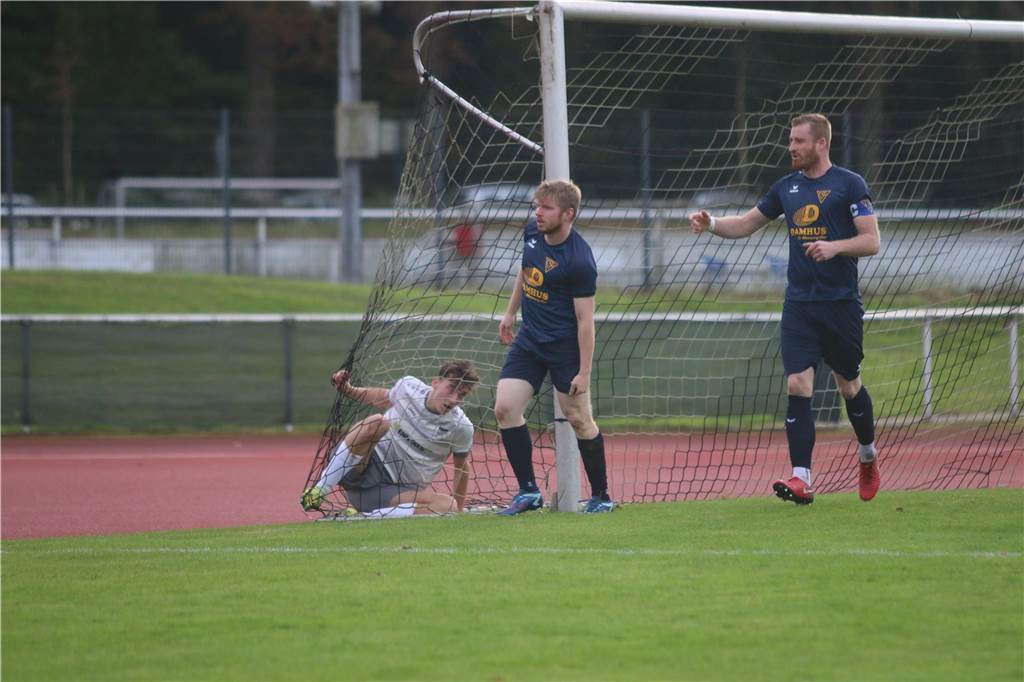Die besten Bilder vom Fußball-Wochenende.