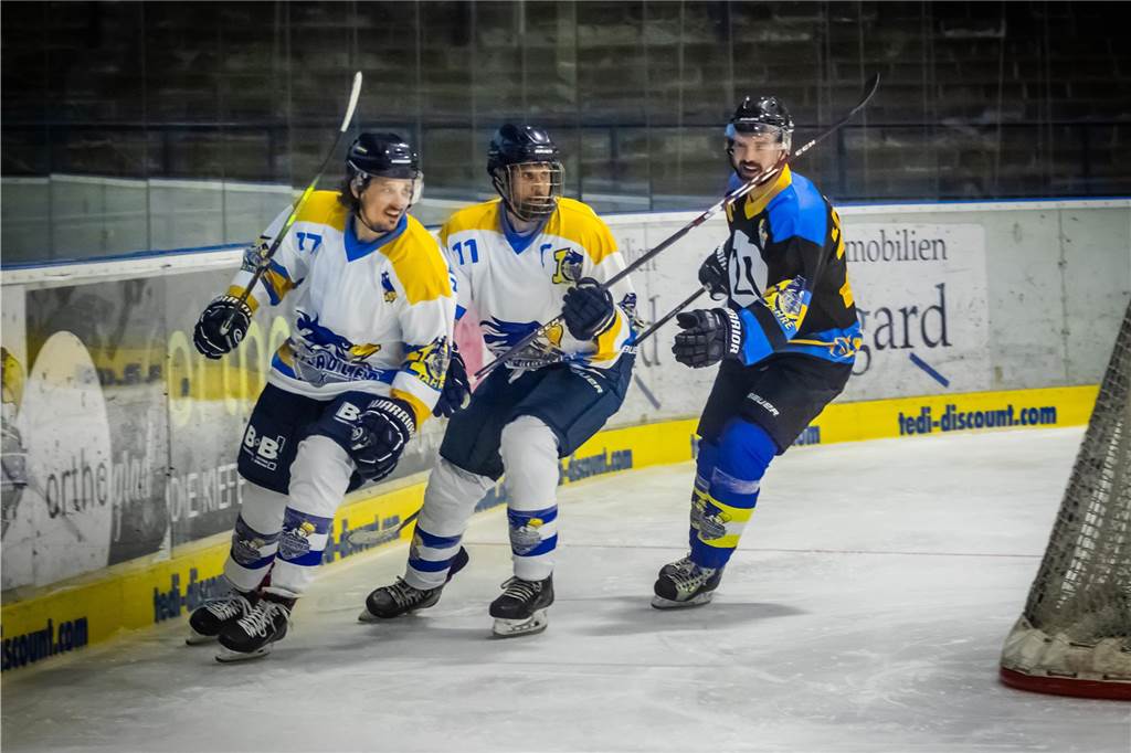 Die besten Bilder vom Jubiläumsspiel der Eisadler.
