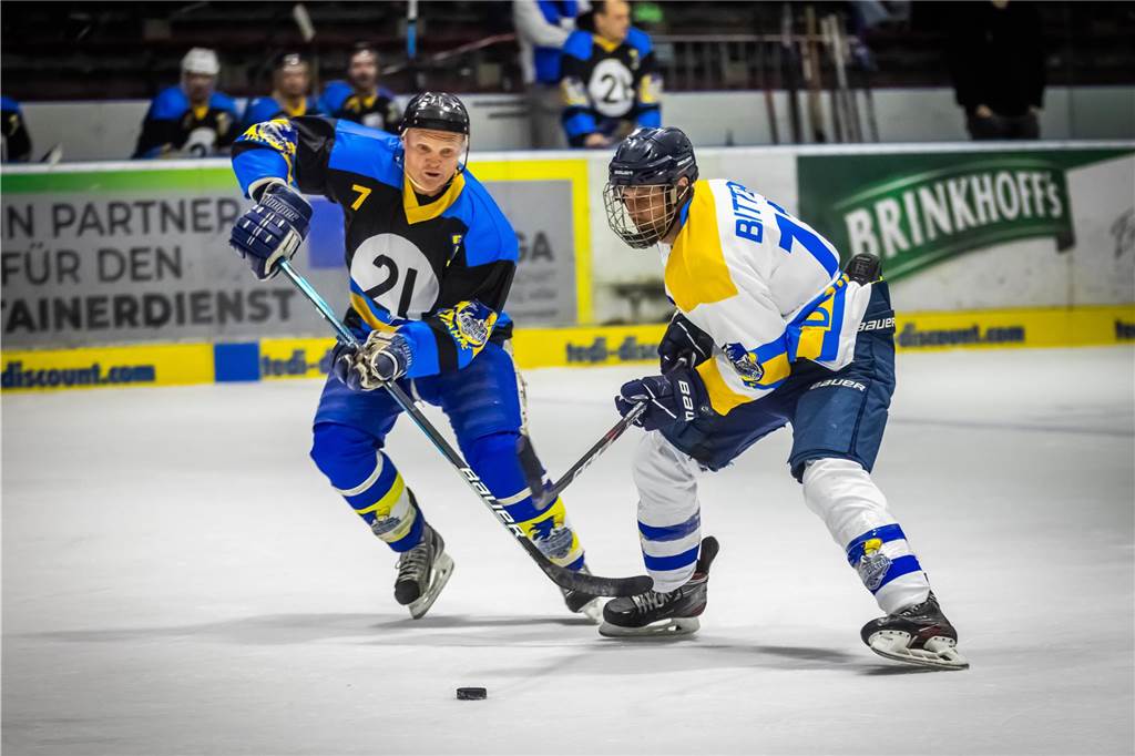 Die besten Bilder vom Jubiläumsspiel der Eisadler.