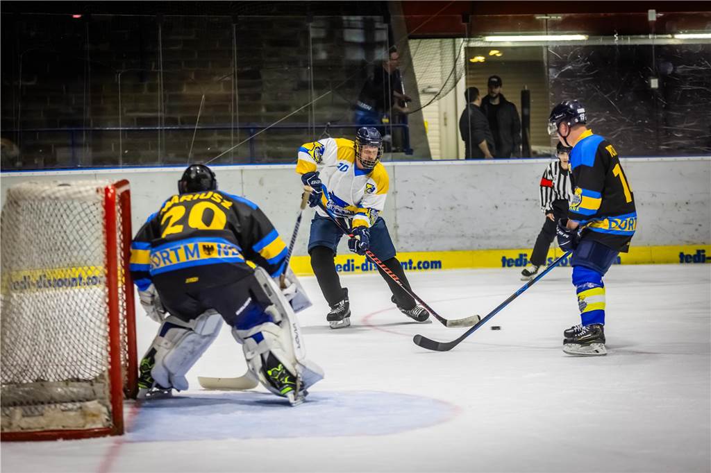 Die besten Bilder vom Jubiläumsspiel der Eisadler.