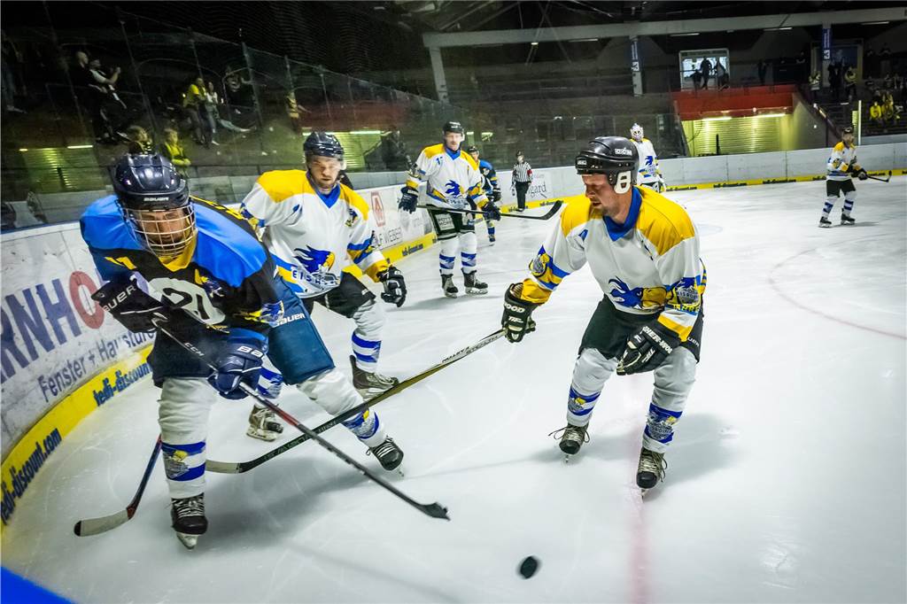 Die besten Bilder vom Jubiläumsspiel der Eisadler.
