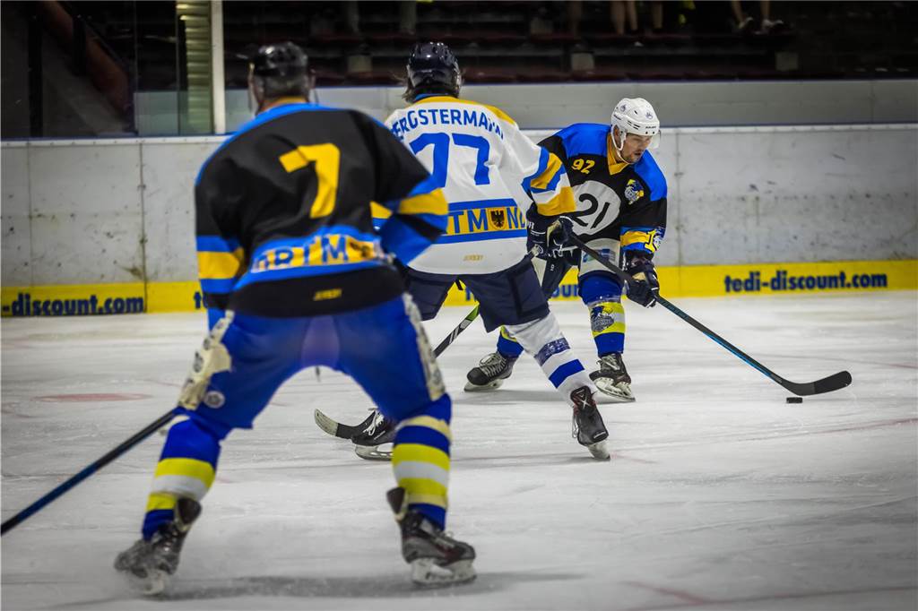 Die besten Bilder vom Jubiläumsspiel der Eisadler.