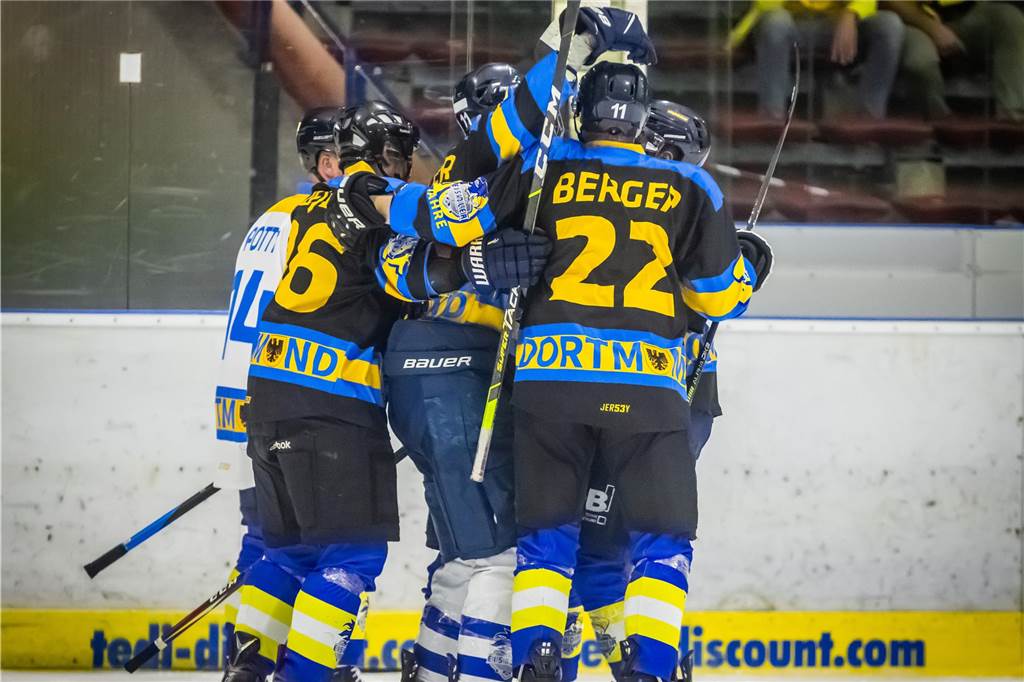Die besten Bilder vom Jubiläumsspiel der Eisadler.