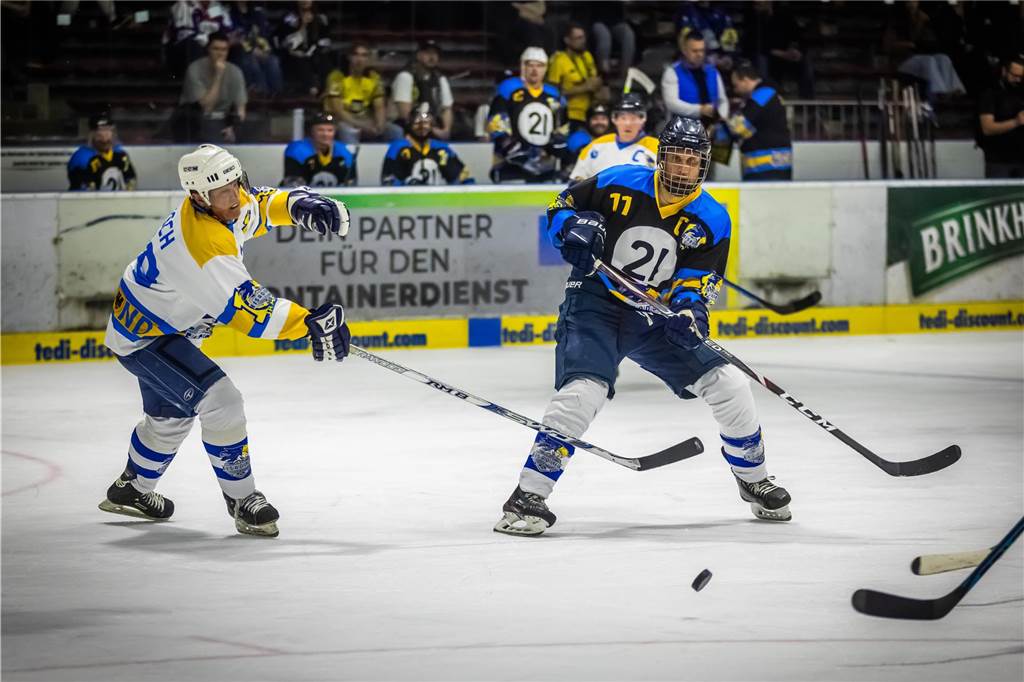 Die besten Bilder vom Jubiläumsspiel der Eisadler.