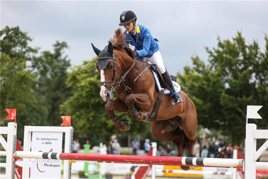 Die besten Bilder vom S*-Springen am Freitag der Vinnumer Reitertage 2024.