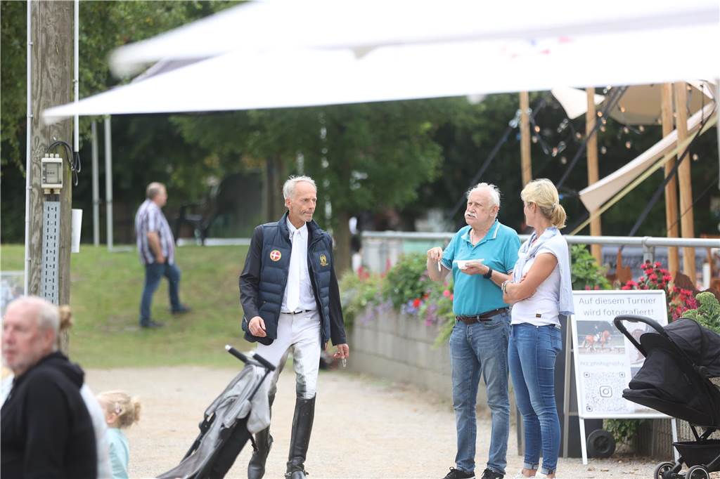 Die besten Bilder vom S*-Springen am Freitag der Vinnumer Reitertage 2024.