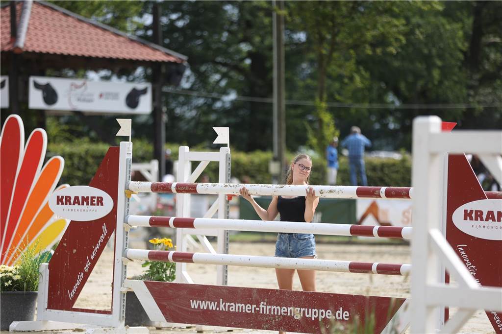 Die besten Bilder vom S*-Springen am Freitag der Vinnumer Reitertage 2024.