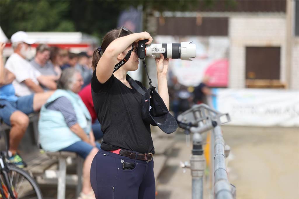 Die besten Bilder vom S*-Springen am Freitag der Vinnumer Reitertage 2024.