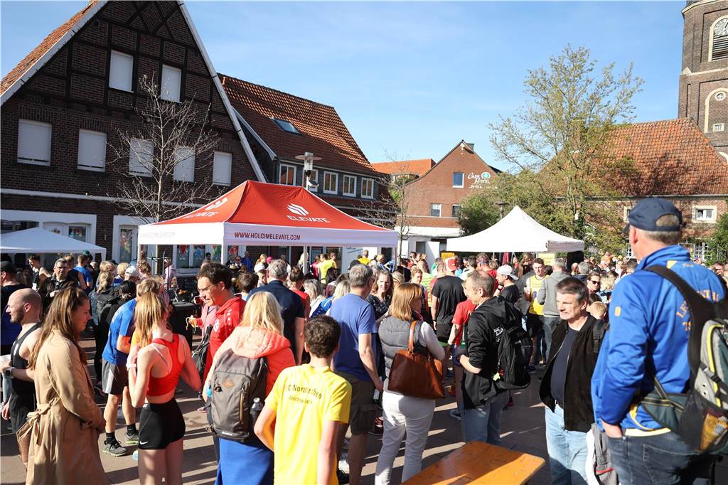 Die besten Bilder vom Schloss- und Dorflauf in Nordkirchen.