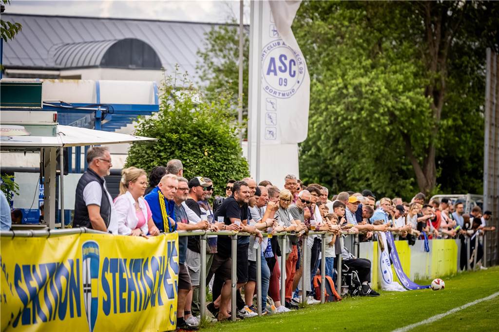 Die besten Bilder vom Spiel ASC 09 gegen SpVgg Vreden. 