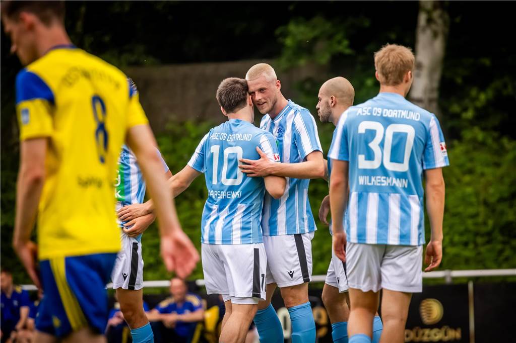 Die besten Bilder vom Spiel ASC 09 gegen SpVgg Vreden. 