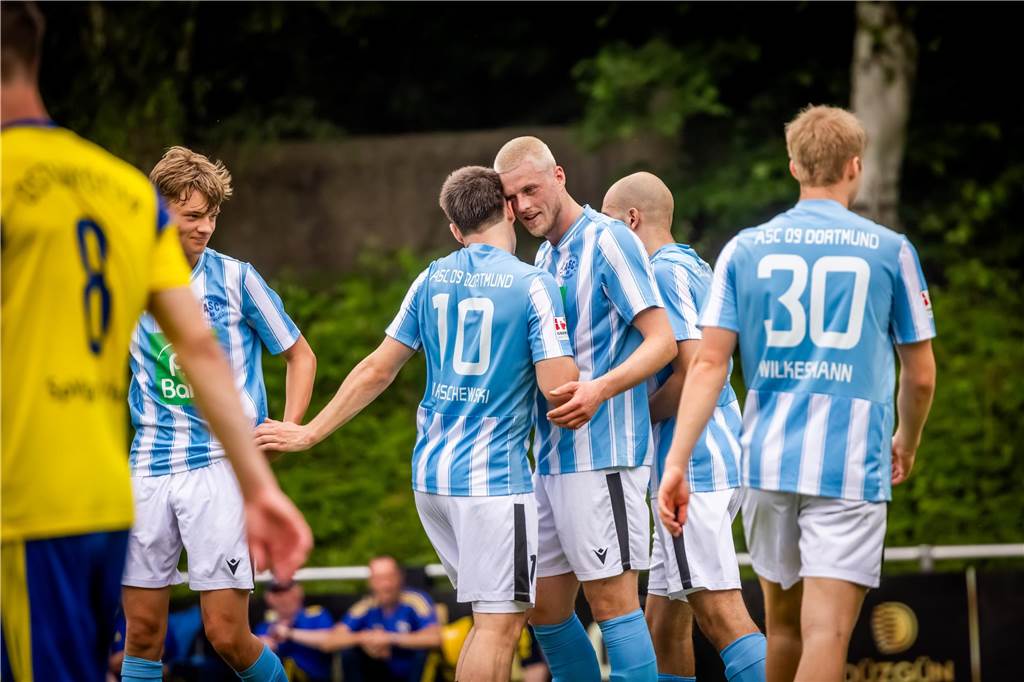 Die besten Bilder vom Spiel ASC 09 gegen SpVgg Vreden. 