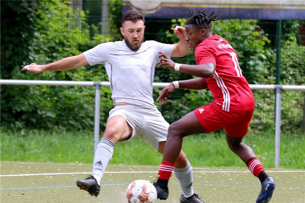 Die besten Bilder vom Spiel SV Brackel 06 gegen YEG Hassel. 