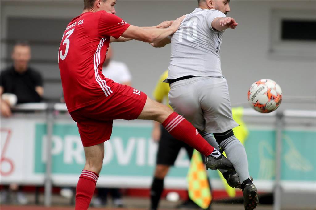 Die besten Bilder vom Spiel SV Brackel 06 gegen YEG Hassel. 