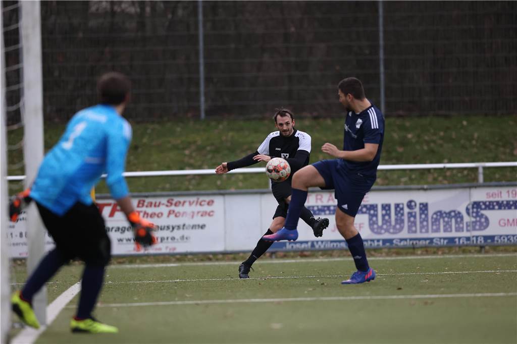 Die besten Bilder vom Spiel zwischen dem SuS Olfen und SV Titania Erkenschwick.