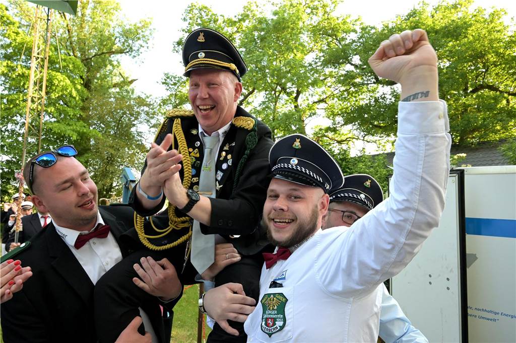 Die besten Bilder vom Vogelschießen des BSV Herbern und seinem neuen König Christoph Ruhmöller.