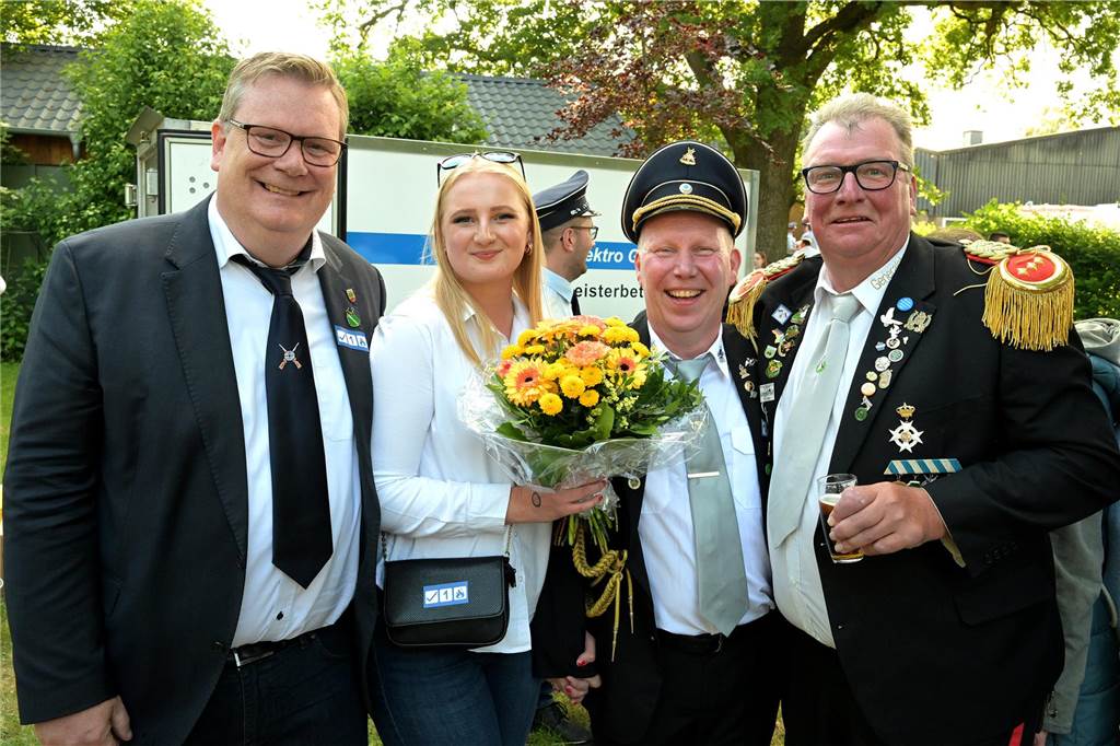 Die besten Bilder vom Vogelschießen des BSV Herbern und seinem neuen König Christoph Ruhmöller.