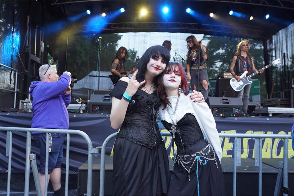 Die besten Bilder von Samstag (13. Juli) rund um die Alternative Stage beim Brunnenfest 2024 in Lünen.