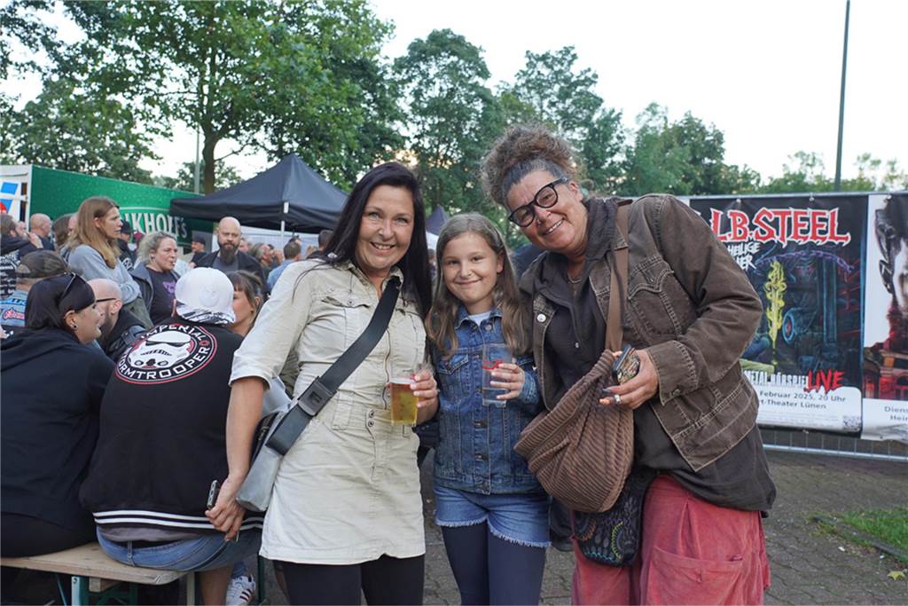 Die besten Bilder von Samstag (13. Juli) rund um die Alternative Stage beim Brunnenfest 2024 in Lünen.