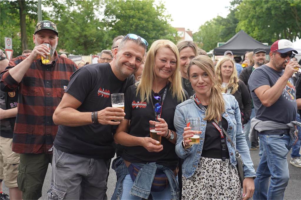 Die besten Bilder von Samstag (13. Juli) rund um die Alternative Stage beim Brunnenfest 2024 in Lünen.