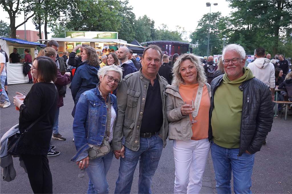 Die besten Bilder von Samstag (13. Juli) rund um die Alternative Stage beim Brunnenfest 2024 in Lünen.