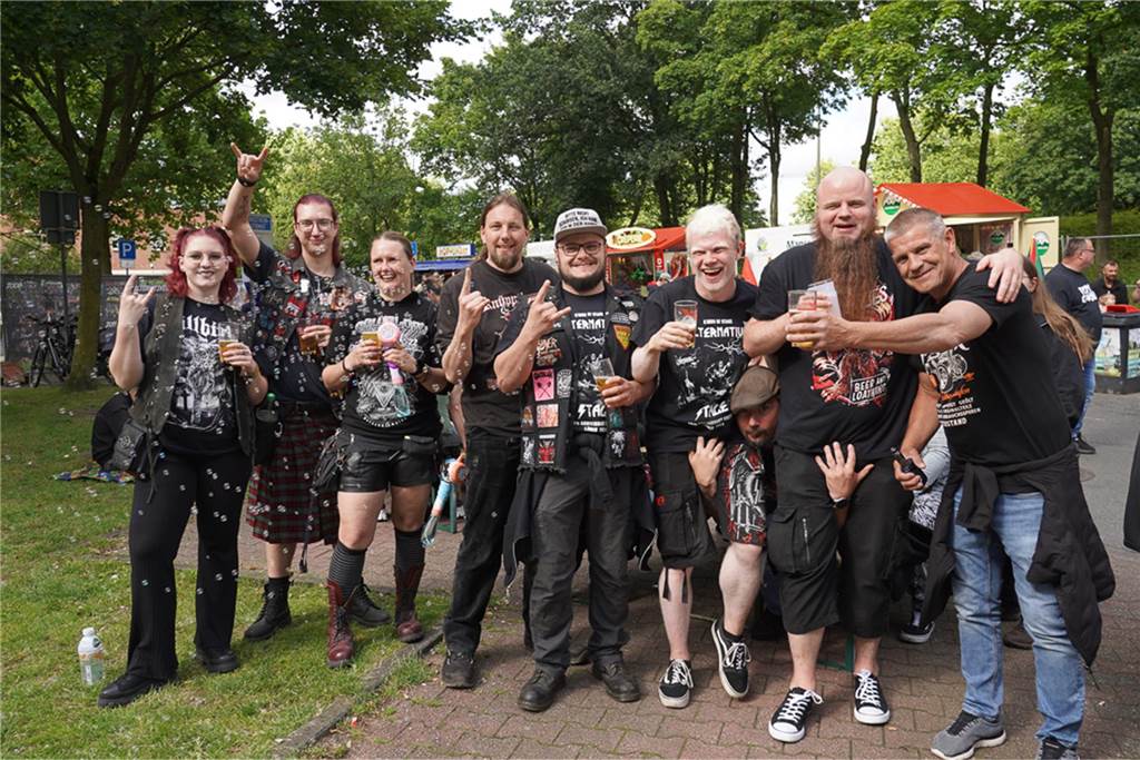 Die besten Bilder von Samstag (13. Juli) rund um die Alternative Stage beim Brunnenfest 2024 in Lünen.