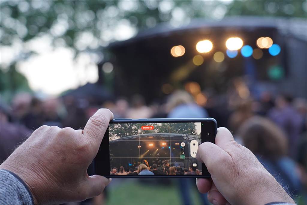 Die besten Bilder von Samstag (13. Juli) rund um die Alternative Stage beim Brunnenfest 2024 in Lünen.