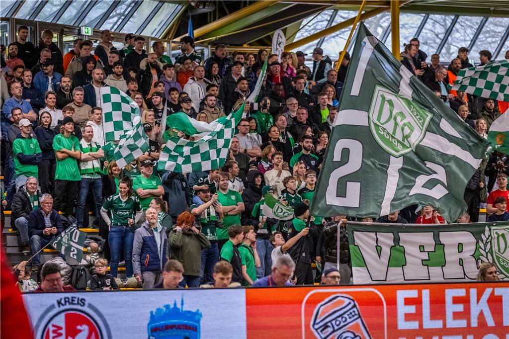 Die besten Fan-Fotos vom Finaltag der Hallenfußball-Stadtmeisterschaft in Dortmund. 