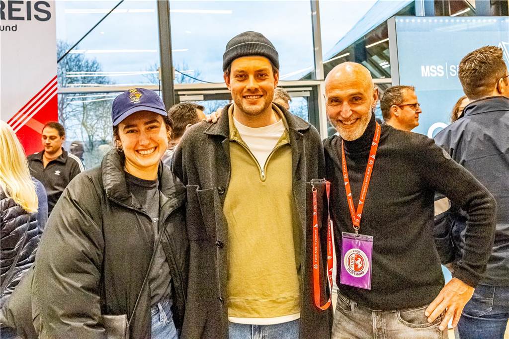 Die besten Fan-Fotos vom Finaltag der Hallenfußball-Stadtmeisterschaft in Dortmund. 