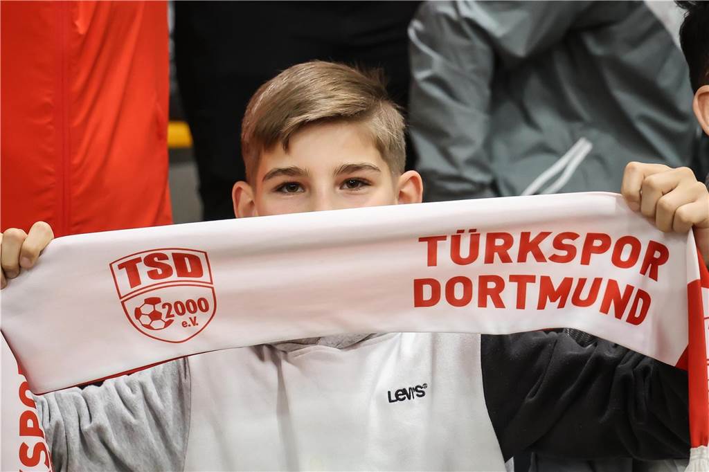 Die besten Fan-Fotos vom Finaltag der Hallenfußball-Stadtmeisterschaft in Dortmund. 