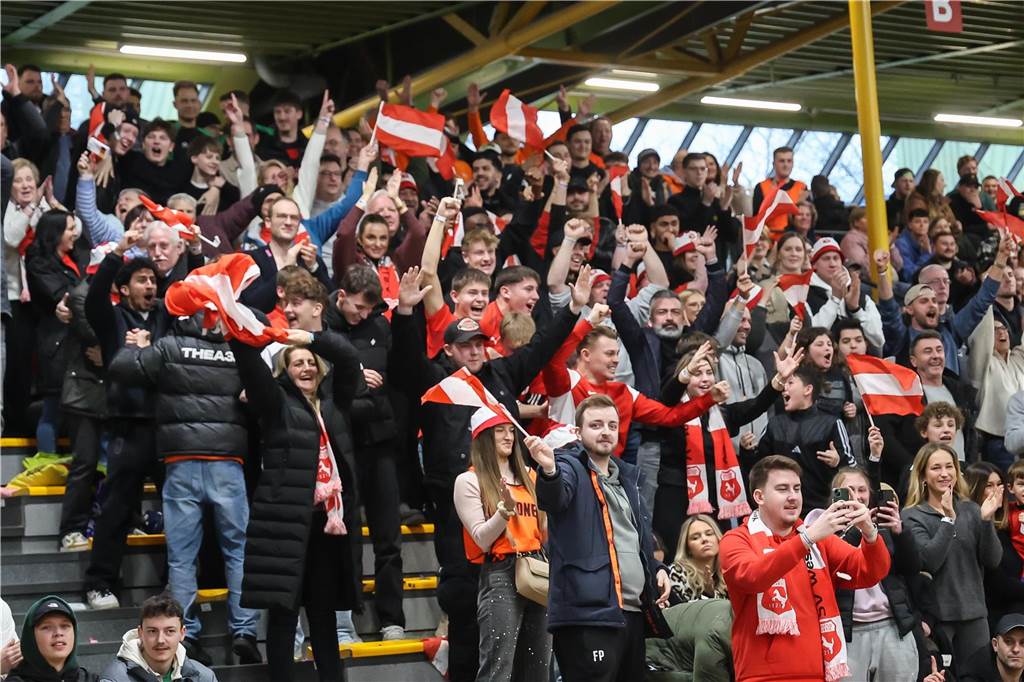 Die besten Fan-Fotos vom Finaltag der Hallenfußball-Stadtmeisterschaft in Dortmund. 