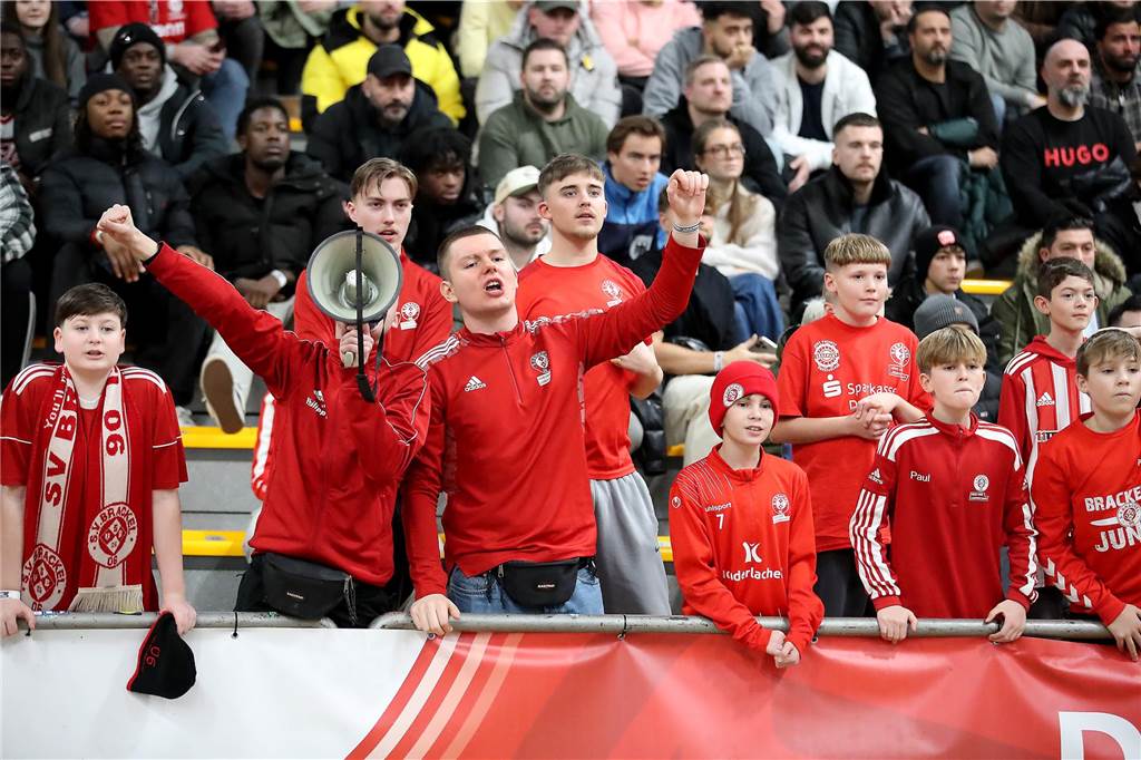 Die besten Fan-Fotos vom Finaltag der Hallenfußball-Stadtmeisterschaft in Dortmund. 