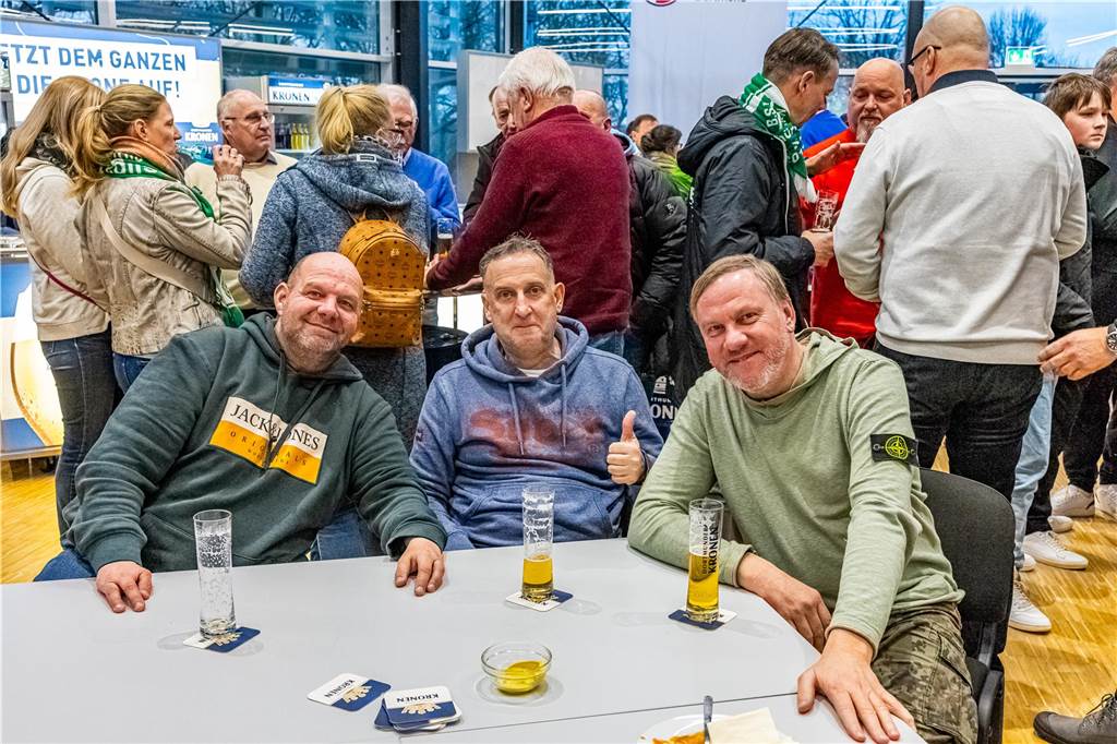 Die besten Fan-Fotos vom Finaltag der Hallenfußball-Stadtmeisterschaft in Dortmund. 