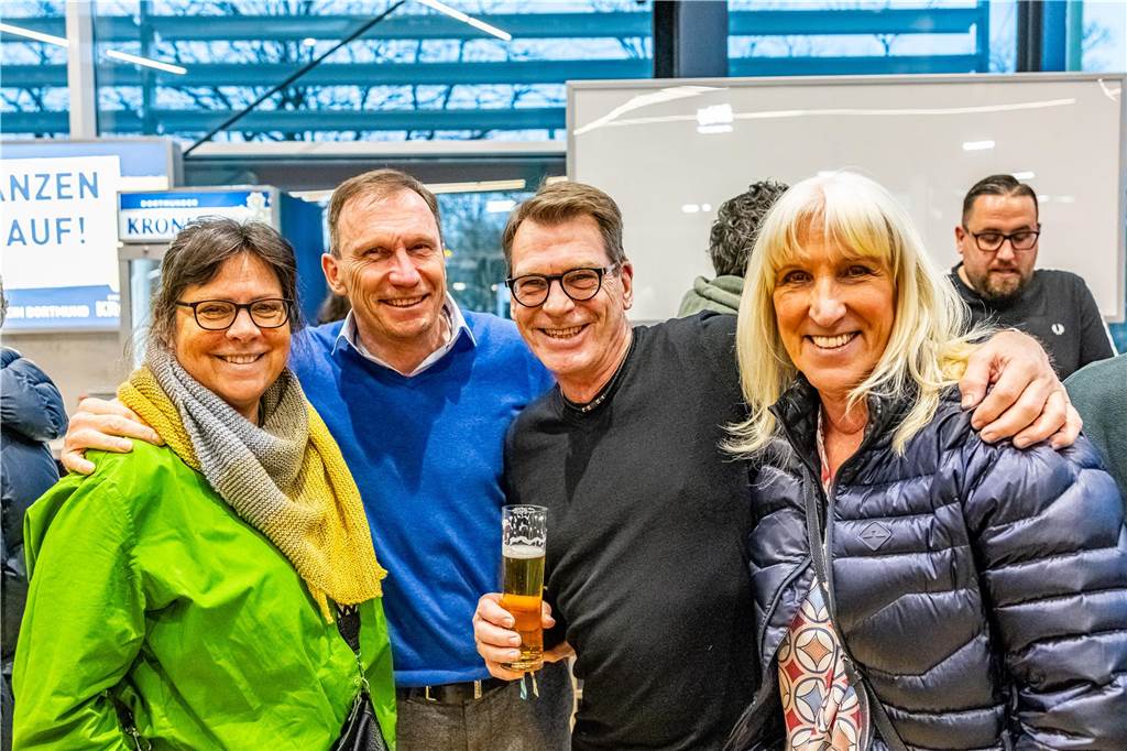 Die besten Fan-Fotos vom Finaltag der Hallenfußball-Stadtmeisterschaft in Dortmund. 