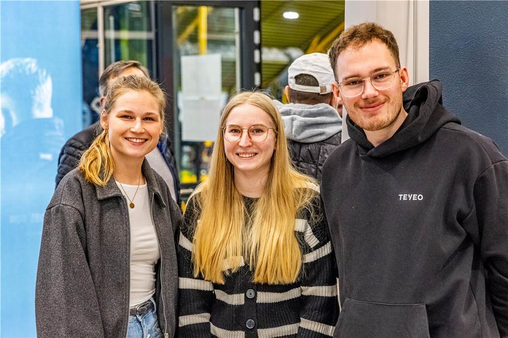 Die besten Fan-Fotos vom Finaltag der Hallenfußball-Stadtmeisterschaft in Dortmund. 