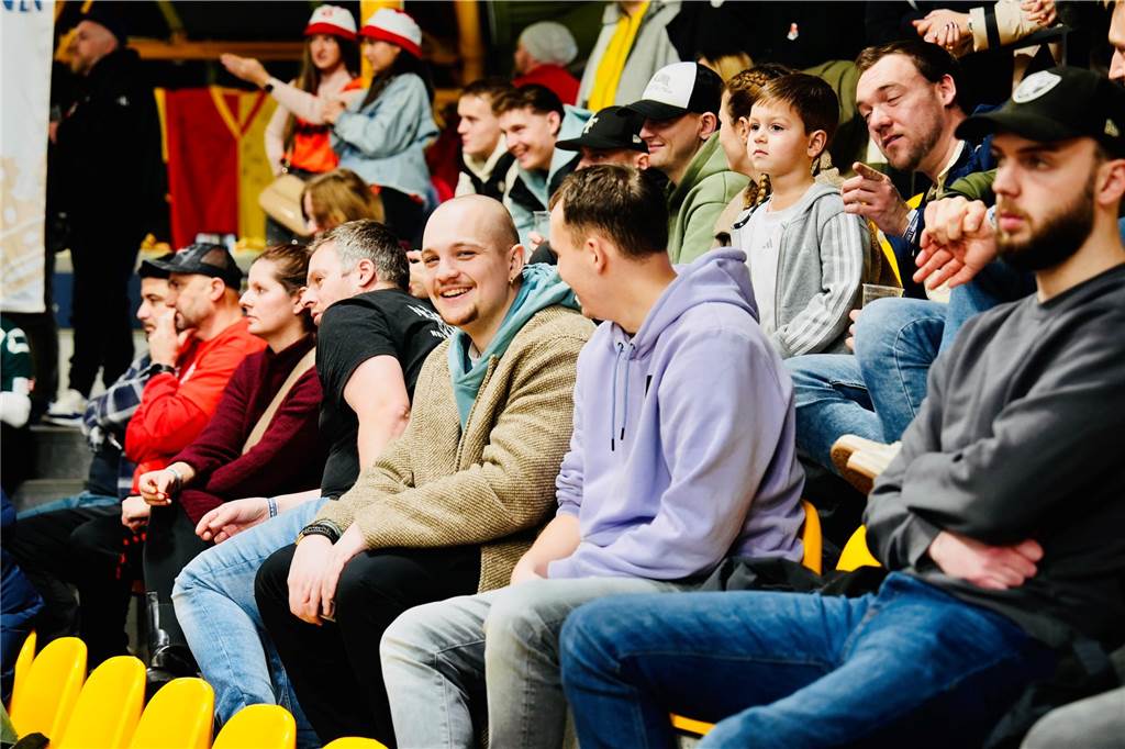 Die besten Fan-Fotos vom Finaltag der Hallenfußball-Stadtmeisterschaft in Dortmund. 