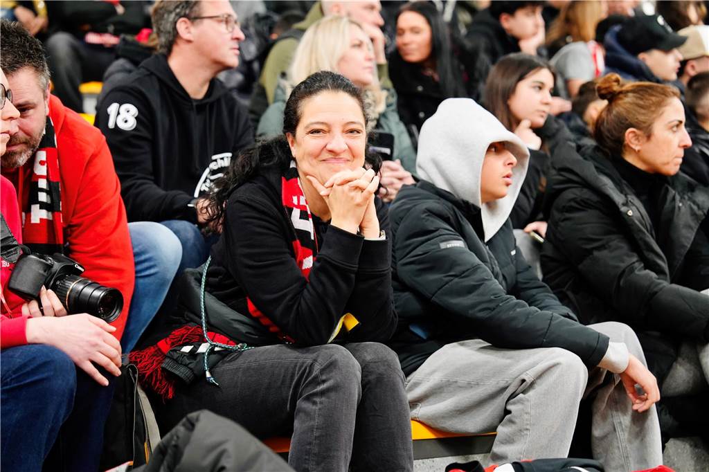 Die besten Fan-Fotos vom Finaltag der Hallenfußball-Stadtmeisterschaft in Dortmund. 