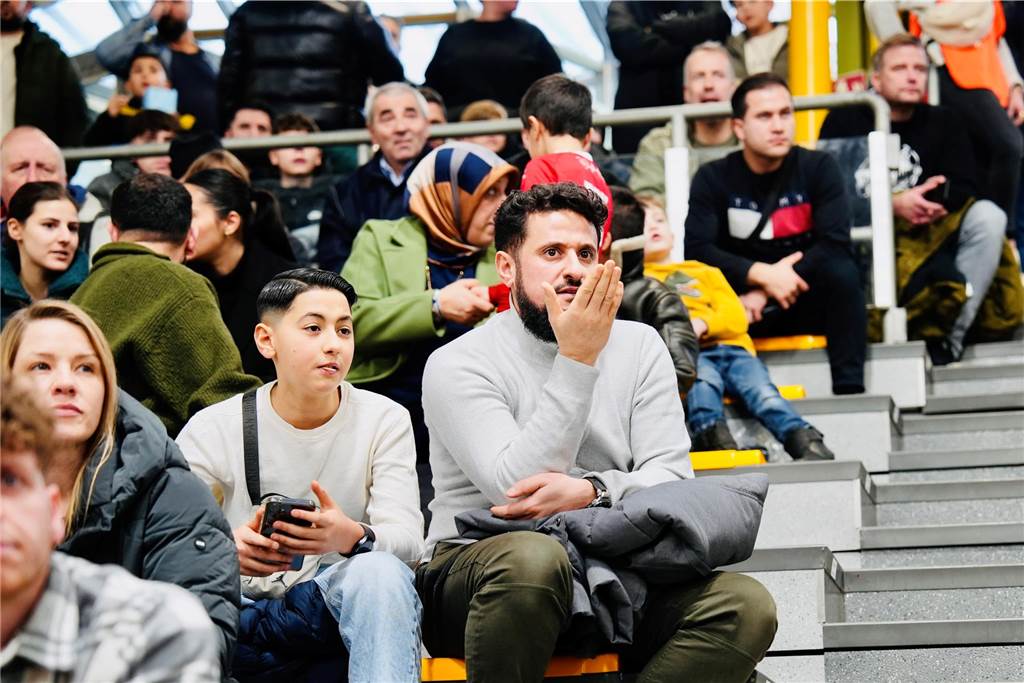 Die besten Fan-Fotos vom Finaltag der Hallenfußball-Stadtmeisterschaft in Dortmund. 