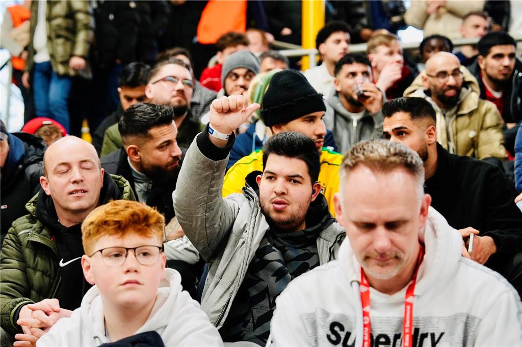 Die besten Fan-Fotos vom Finaltag der Hallenfußball-Stadtmeisterschaft in Dortmund. 