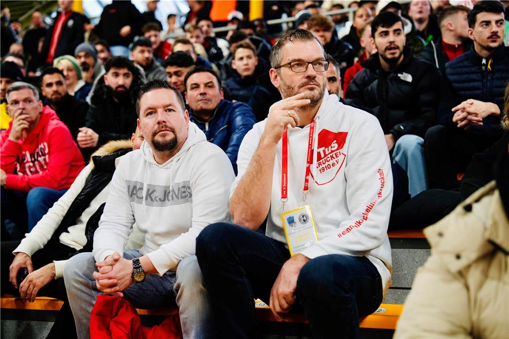 Die besten Fan-Fotos vom Finaltag der Hallenfußball-Stadtmeisterschaft in Dortmund. 