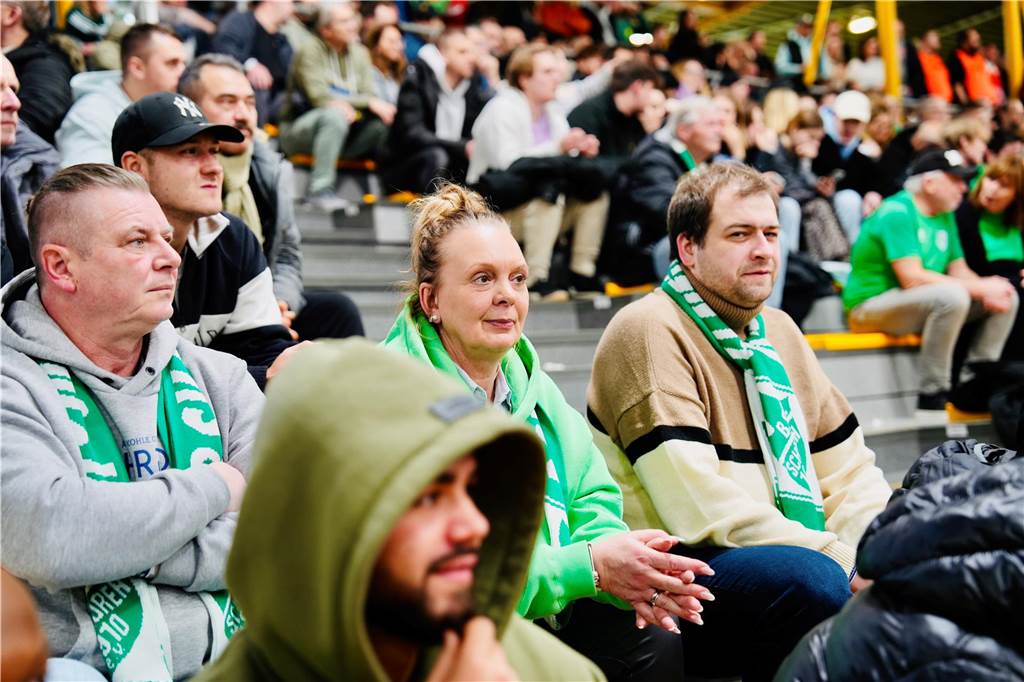Die besten Fan-Fotos vom Finaltag der Hallenfußball-Stadtmeisterschaft in Dortmund. 