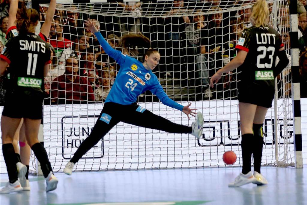 Die besten Fotos der Handball-Länderspiele in der Westfalenhalle in Dortmund. 